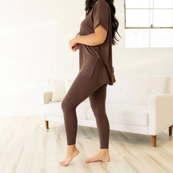 #90682 🛑S,M,L,XL Chic & Fabulous Top & Leggings Loungewear 2PC Set - Picture 3 of 6